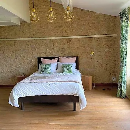 Le Jardin Dans Les Vignes B&B 3*