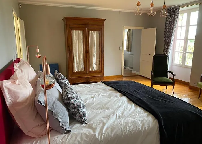 Le Jardin Dans Les Vignes