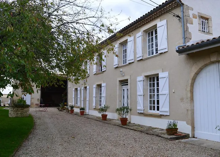 Bed and breakfast Le Jardin Dans Les Vignes 3*